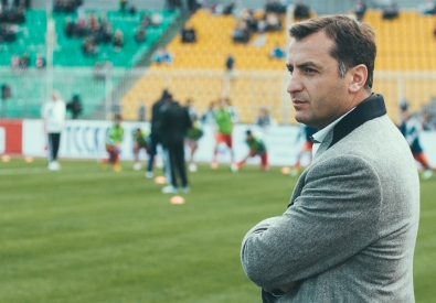 Главный тренер "Тобола" Вардан Минасян. Фото с сайта livekuban.ru