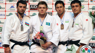 Максим Раков на церемонии награждения турнира в Баку. Фото с сайта ijf.com