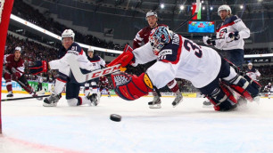 Игровой момент матча США - Латвия. Фото с сайта iihfworlds2014.com