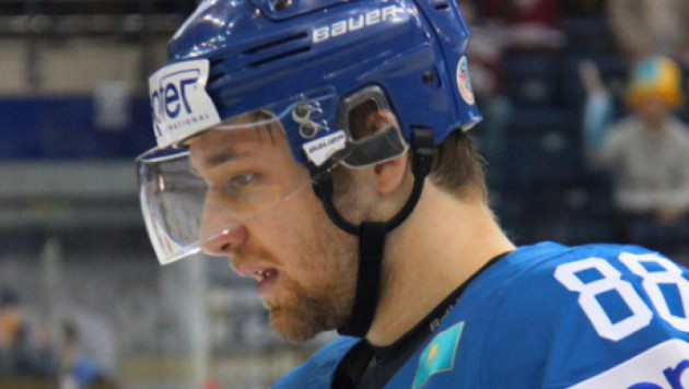 Евгений Рымарев стал лучшим снайпером сборной Казахстана на ЧМ по хоккею