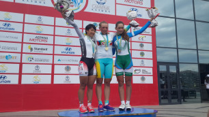 Казахстанская юниорка завоевала "золото" чемпионата Азии по велогонкам