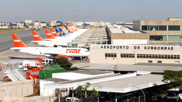 Работники бразильских аэропортов объявили забастовку перед стартом ЧМ по футболу