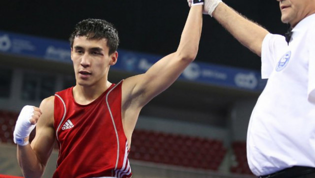 Казахстанский боксер Айкынбай раздельным решением судей проиграл полуфинал Олимпиады в Нанкине
