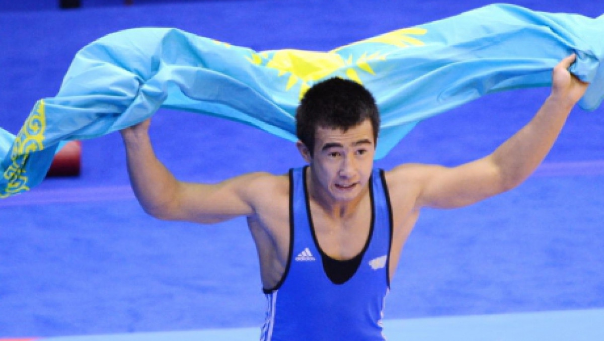 Казахстанские чемпионы Олимпиады в Нанкине получат образовательные гранты