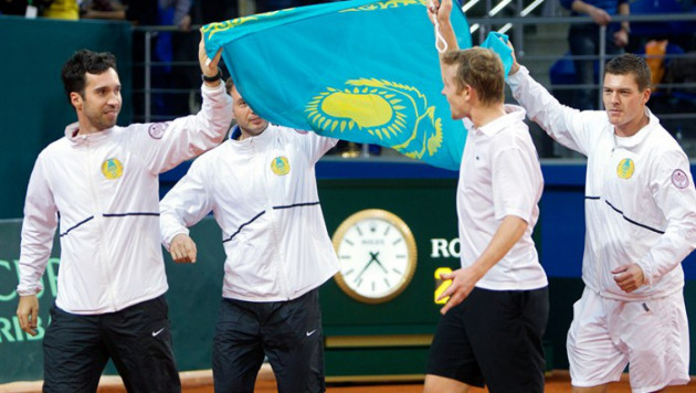 Теннисисты сборной Казахстана поддержат футболистов в матче с Латвией
