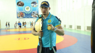 Казахстанец Мурад Абдурахманов стал чемпионом мира по ММА