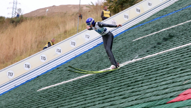 Казахстанец Соколенко стал 20-м в первый день этапа Гран-при по прыжкам с трамплина в Алматы