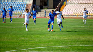 Игроков "Кайрата" и "Ордабасы" дисквалифицировали за драку во время матча