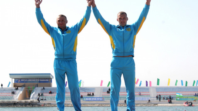 Гребцы выиграли для Казахстана десятое "золото" Азиады