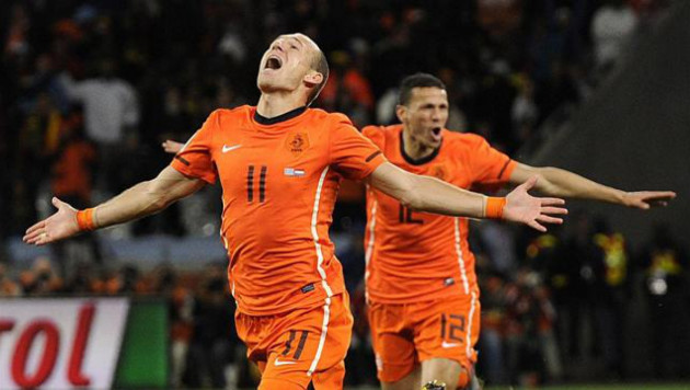 Букмекеры назвали наиболее вероятный счет матча Голландия - Казахстан