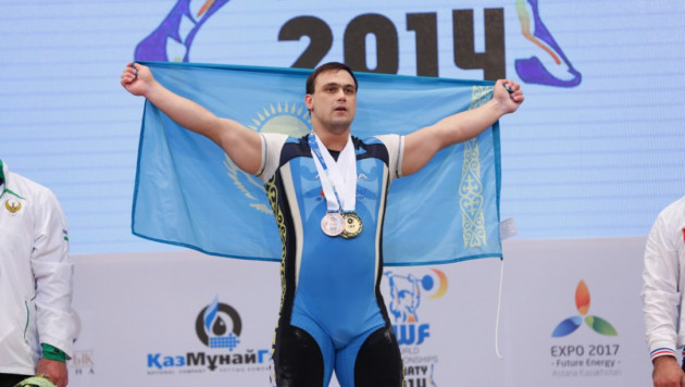Казахстанские тяжелоатлеты заняли третье место в медальном зачете ЧМ в Алматы