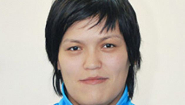 Казахстанка Кунгейбаева стала серебряным призером ЧМ по боксу