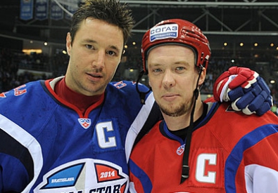 Илья Ковальчук и Сергей Мозякин. Фото с сайта championat.com