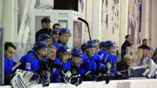 Тренеры казахстанской "молодежки" по хоккею задействуют весь состав в матче с Латвией