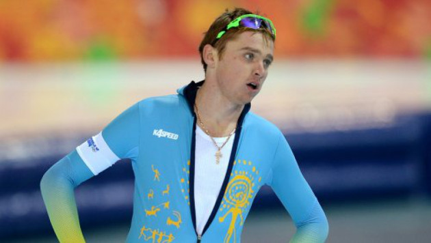 Форма казахстанских конькобежцев вновь претендует на звание самой красивой