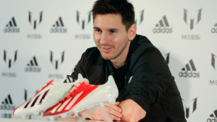 Компания Adidas оказалась заинтересована в уходе Месси из "Барселоны"