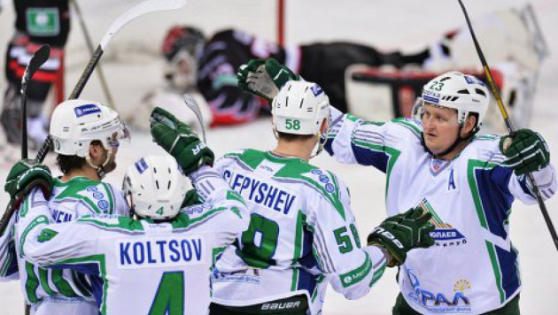 "Салават Юлаев" прервал победную серию СКА в КХЛ