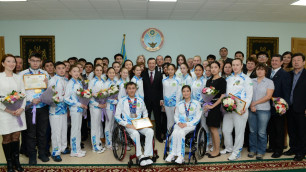 Адильбек Джаксыбеков встретился с ведущими столичными спортсменами 