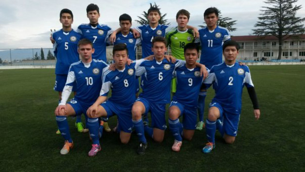 Юношеская сборная Казахстана по футболу вновь сыграет с Грузией