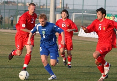 Андрей Карпович (в синем). Фото с сайта uefa.com