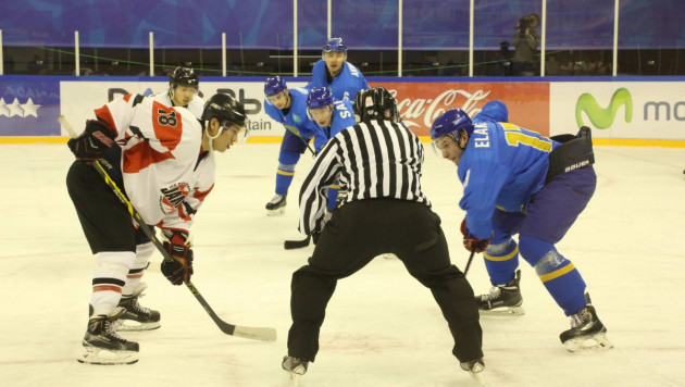 Казахстанские хоккеисты вышли в плей-офф Универсиады с первого места в группе