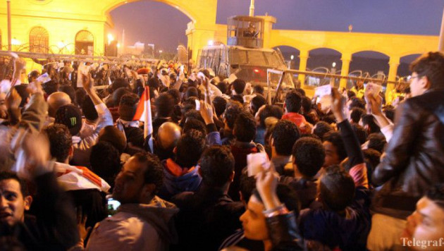 22 футбольных фаната погибли в Каире в ходе столкновения с полицией
