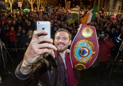 Энди Ли с поясом WBO. Фото с сайта limerickleader.ie