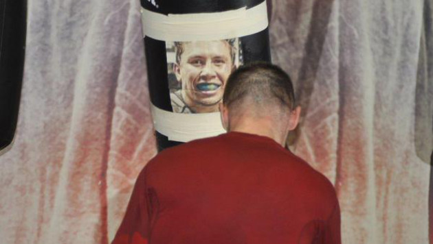 Мюррей повесил портрет Головкина на боксерскую грушу в отчаянии - СМИ