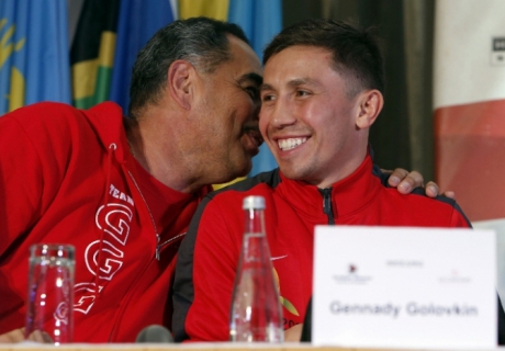 Абель Санчем и Геннадий Головкин. Фото с сайта Boxingscene.com