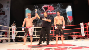 Казахстанский боец Дагаев победил россиянина Касумова на турнире в Караганде
