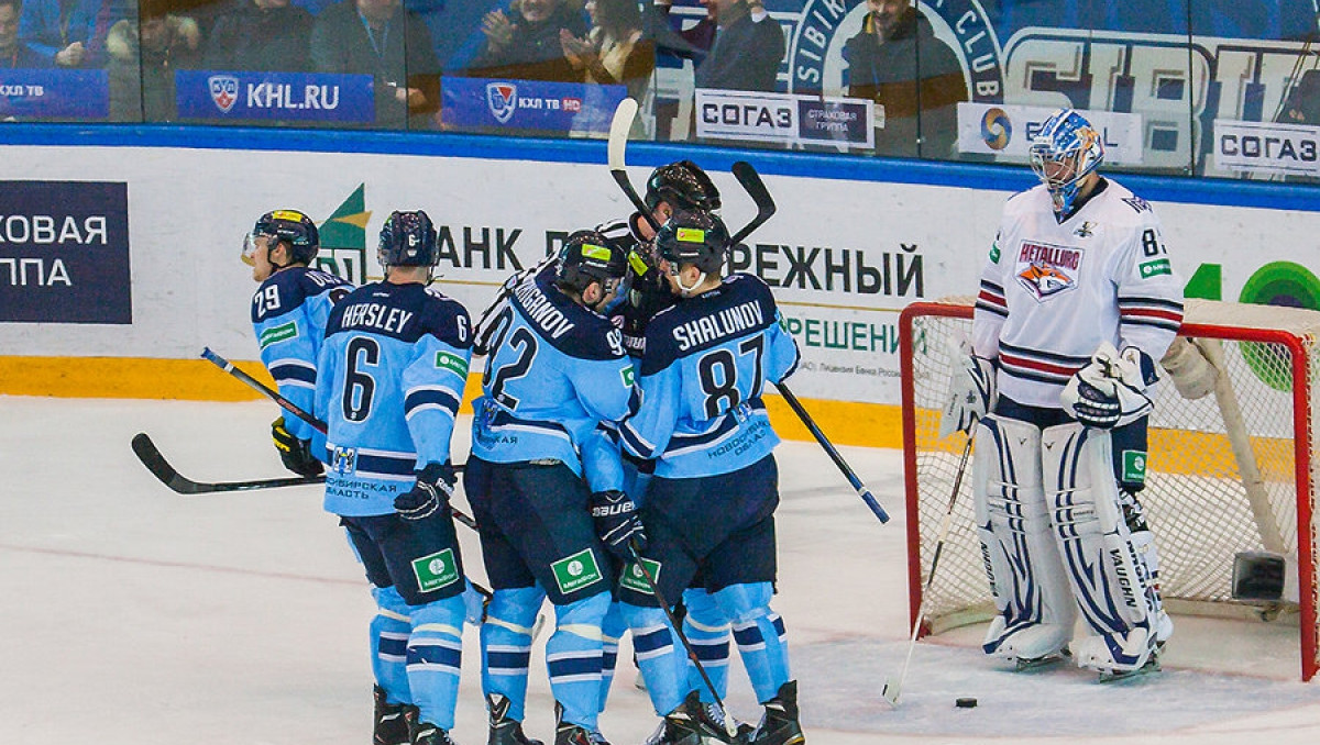 "Сибирь" повела 2-0 в четвертьфинальной серии Кубка Гагарина с "Металлургом"