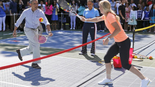 Каролин Возняцки сыграла в теннис с Бараком Обамой