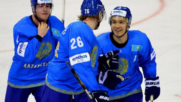 Сборная Казахстана одержала третью победу подряд на ЧМ по хоккею