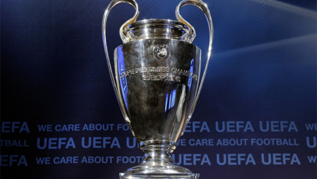 УЕФА передал Берлину главные трофеи женской и мужской Лиги чемпионов