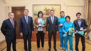 Известные казахстанские спортсмены получили ключи от квартир в Астане