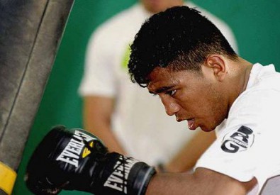 Роман Гонсалес. Фото с сайта boxing.com