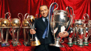 Берлускони подписал контракт на продажу 48 процента акций "Милана" бизнесмену из Таиланда