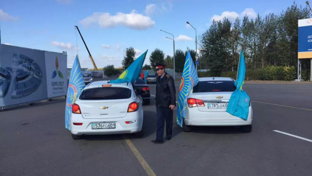 Видео автопробега в столице Казахстана в честь выхода "Астаны" в группу ЛЧ