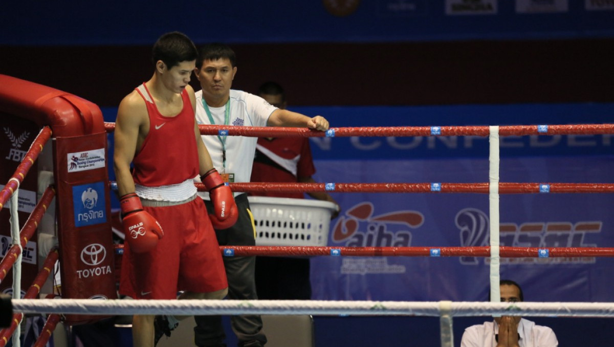 Данияр Елеусинов пробился в полуфинал чемпионата Азии по боксу
