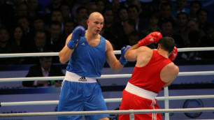 Дычко победил узбекского боксера в 1/4 финала чемпионата Азии