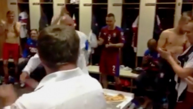 Видео бурного празднования игроками сборной Чехии победы над Казахстаном