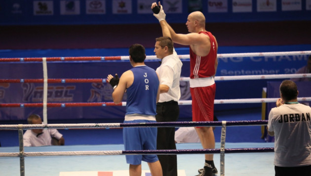 Дычко выиграл для Казахстана пятое "золото" ЧА по боксу в Таиланде