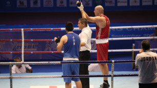 Дычко выиграл для Казахстана пятое "золото" ЧА по боксу в Таиланде