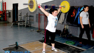 Казахстан завоевал пятую медаль на чемпионате Азии по тяжелой атлетике