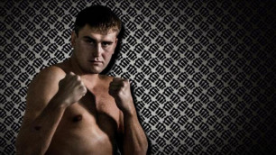 Не ставил цель выиграть досрочно  у румынского боксера - Антон Пинчук 