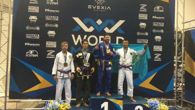 Астанинский спортсмен завоевал первую для Казахстана медаль ЧМ по основной версии джиу-джитсу