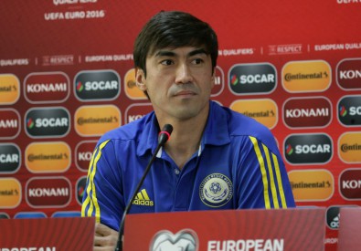 Самат Смаков. Фото с официального сайта УЕФА