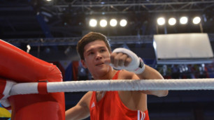 Данияр Елеусинов стартовал с победы на чемпионате мира по боксу