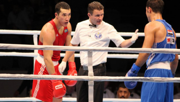 Ниязымбетов проиграл Расулову из Узбекистана в 1/4 финала ЧМ по боксу