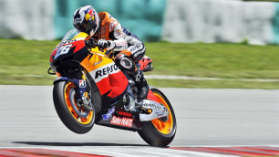 Дани Педроса выиграл Гран-при MotoGP в Малайзии